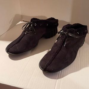 Black mule shoes by Vaneli  size 8M